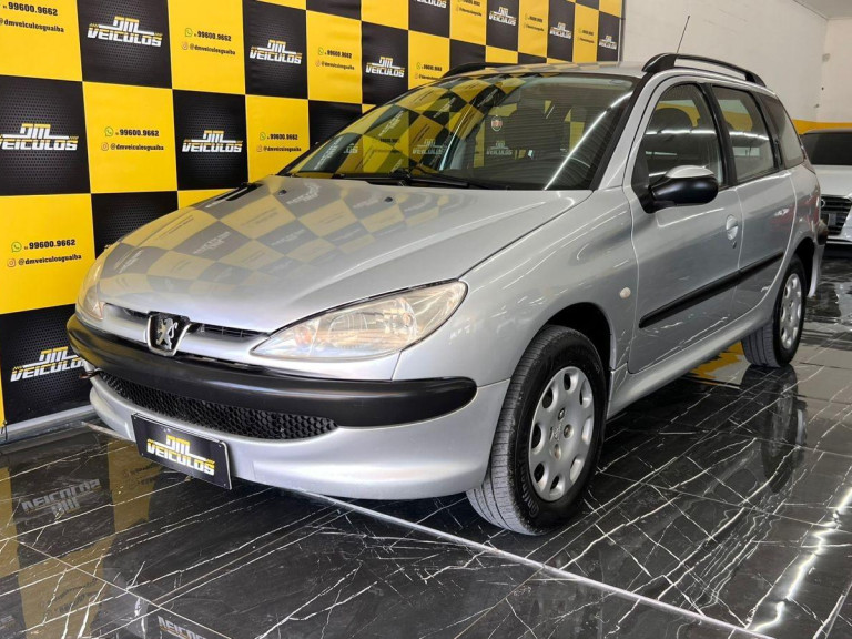 Compre já Peugeot 206 Presence 1.4/ 1.4 Flex 8V 5p 1.4 - DM Veículos em Guaíba - RS