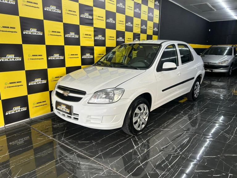 Compre já GM - Chevrolet PRISMA Sed. LT 1.4 8V FlexPower 4p Aut. - - DM Veículos em Guaíba - RS